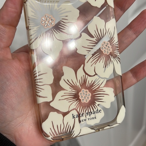 Kate Spade iPhone 13 Pro phone cover - Picture 5 of 7